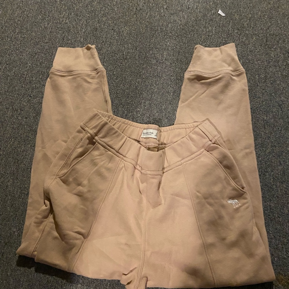COPY - COPY - COPY - Abercrombie and Fitch Beige Sweatpants NWT